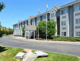 Microtel Inn & Suites By Wyndham Bloomington Msp Airport Exterior photo